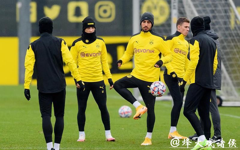 多特蒙德从周一开始两人一组训练