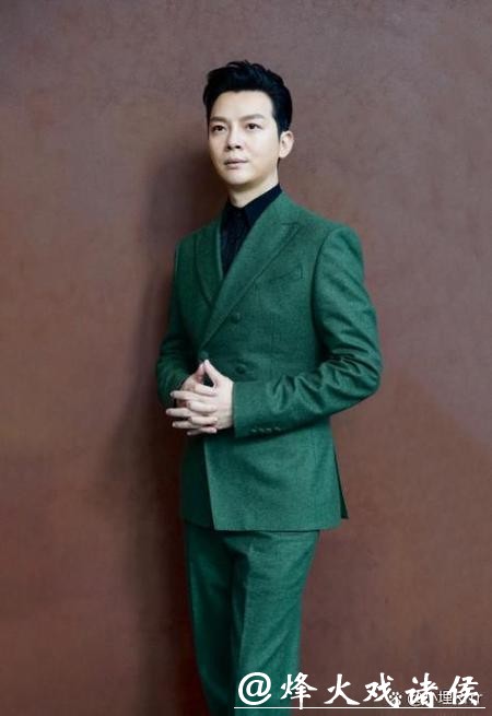 央视春晚的台柱子！任鲁豫16年合同工逆袭，11次站C位背后是汗水与坚持